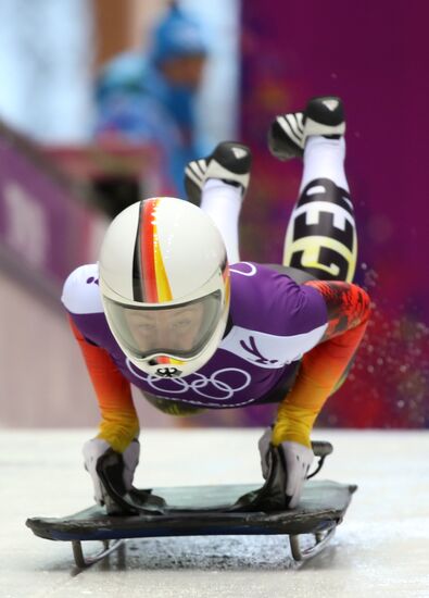 2014 Winter Olympics. Skeleton. Training sessions