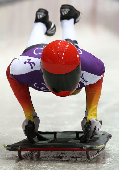 2014 Winter Olympics. Skeleton. Training sessions