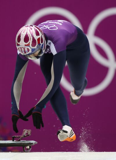 2014 Winter Olympics. Skeleton. Training sessions