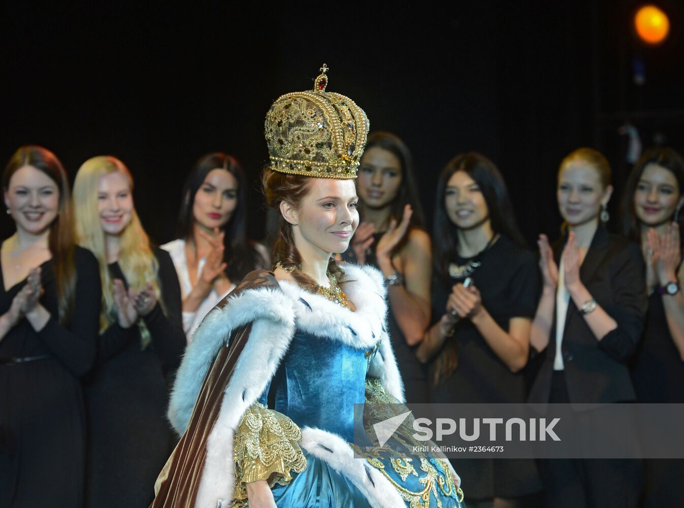 Miss Russia 2014 pageant contestants attend musical "Count Orlov"