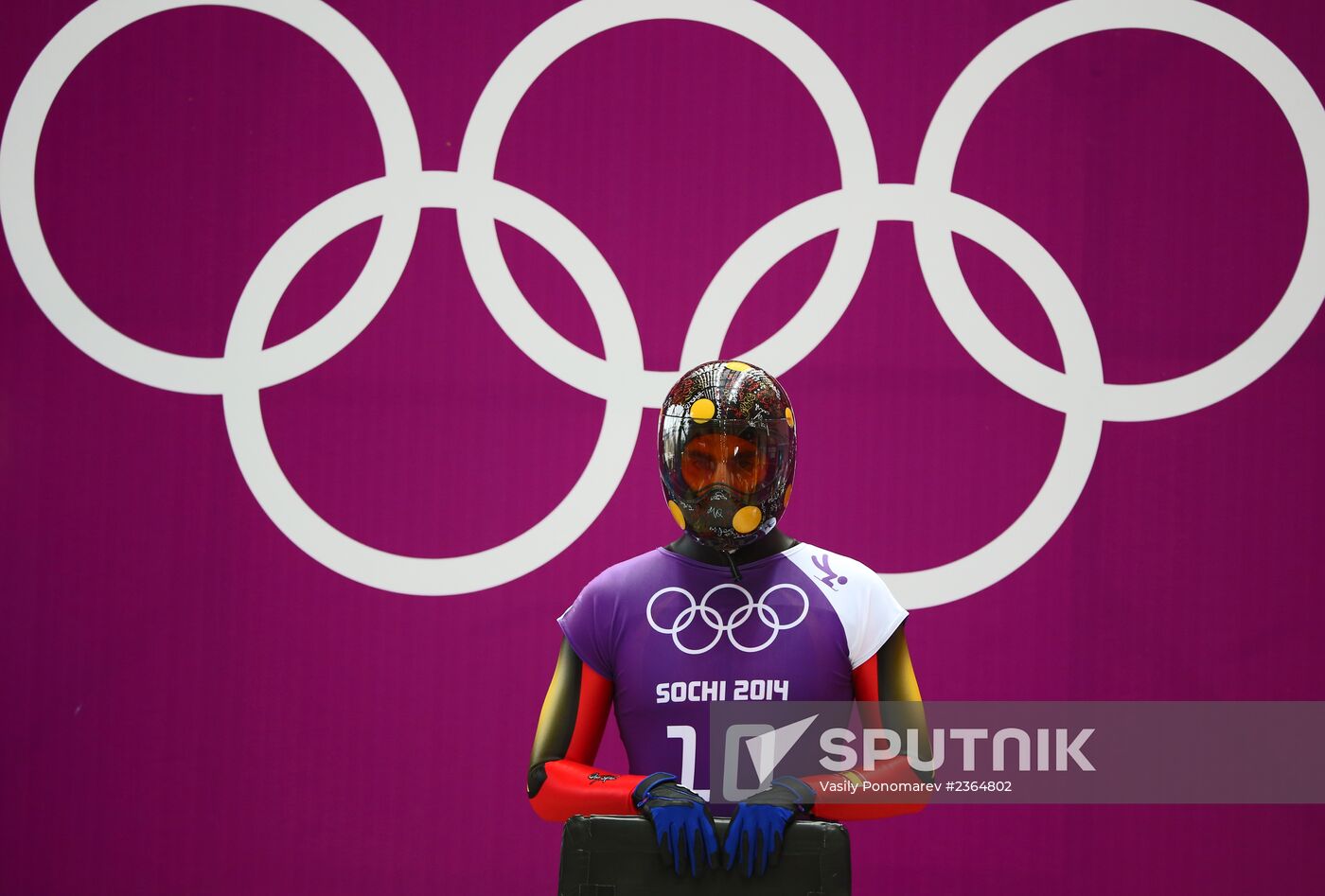 2014 Winter Olympics. Skeleton. Training sessions