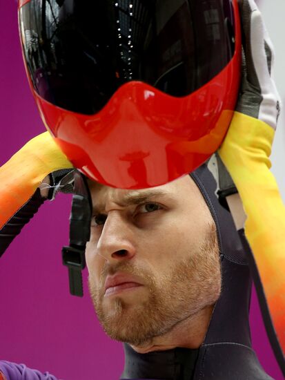 2014 Winter Olympics. Skeleton. Training sessions