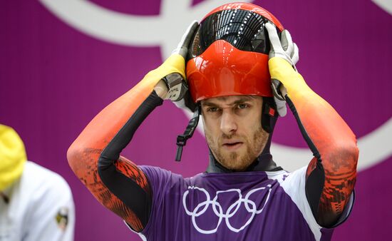 2014 Winter Olympics. Skeleton. Training sessions