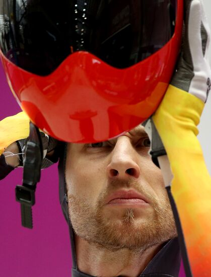 2014 Winter Olympics. Skeleton. Training sessions
