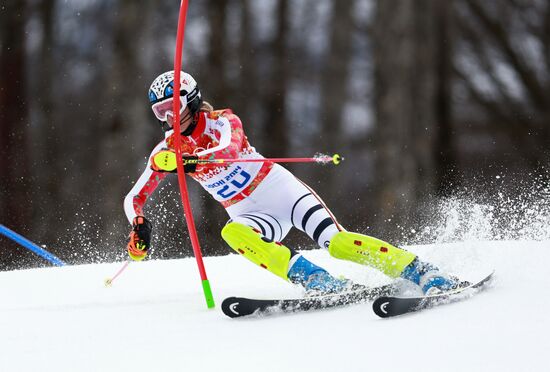 2014 Winter Olympics. Alpine skiing. Women. Super combined