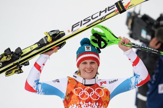 2014 Winter Olympics. Alpine skiing. Women. Super combined
