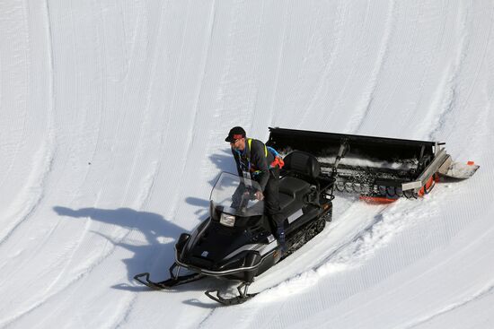 2014 Winter Olympics. Biathlon. Training