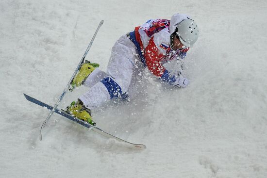 2014 Winter Olympics. Freestyle skiing. Men. Moguls