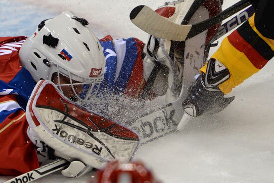 2014 Winter Olympics. Ice hockey. Women. Russia vs. Germany