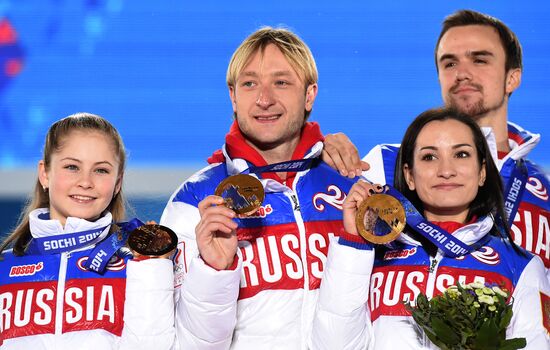 2014 Winter Olympics. Medal ceremony. Day Three
