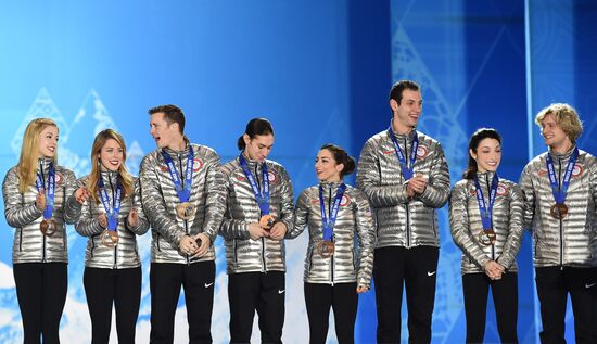 2014 Winter Olympics. Medal ceremony. Day Three