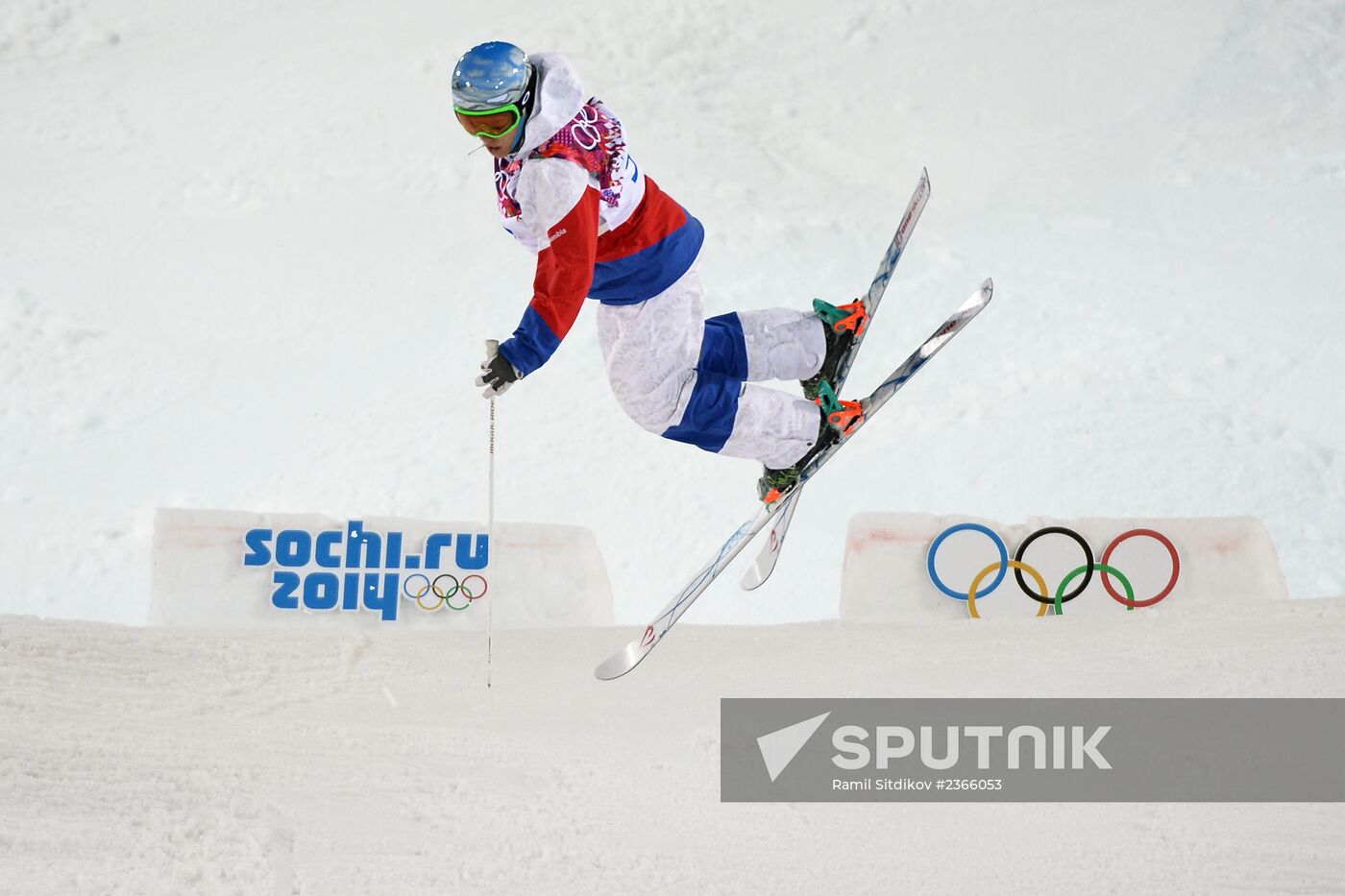 2014 Winter Olympics. Freestyle skiing. Men. Moguls