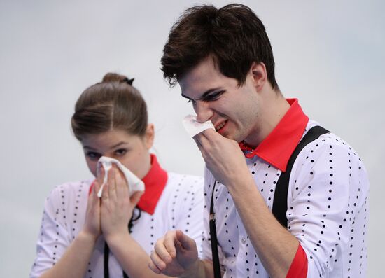 2014 Winter Olympics. Figure skating. Pairs. Short program