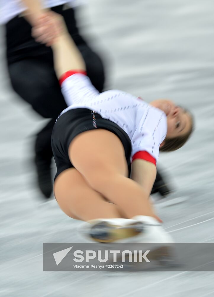 2014 Winter Olympics. Figure skating. Pairs. Short program