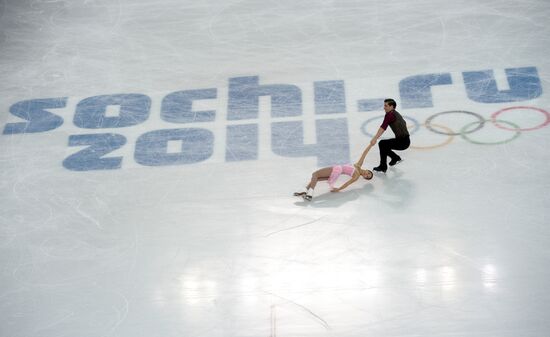 2014 Winter Olympics. Figure skating. Pairs. Short program