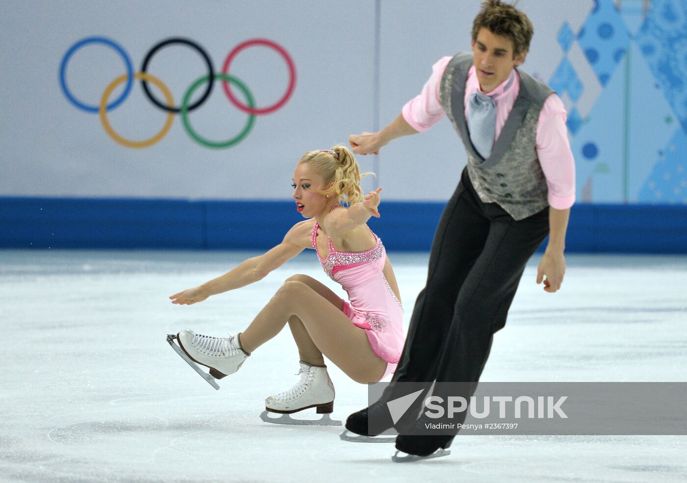 2014 Winter Olympics. Figure skating. Pairs. Short program