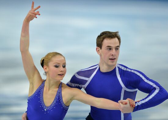 2014 Winter Olympics. Figure skating. Pairs. Short program