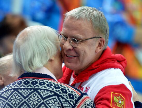 2014 Winter Olympics. Figure skating. Pairs. Short program