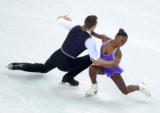 2014 Winter Olympics. Figure skating. Pairs. Short program