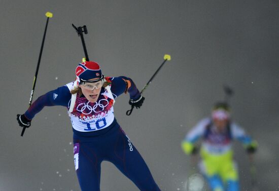 2014 Winter Olympics. Biathlon. Women. Pursuit race