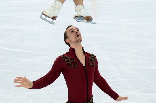 2014 Winter Olympics. Figure skating. Pairs. Short program