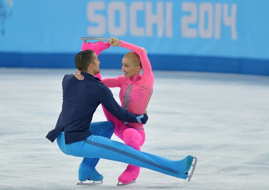 2014 Winter Olympics. Figure skating. Pairs. Short program