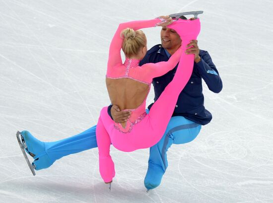 2014 Winter Olympics. Figure skating. Pairs. Short program