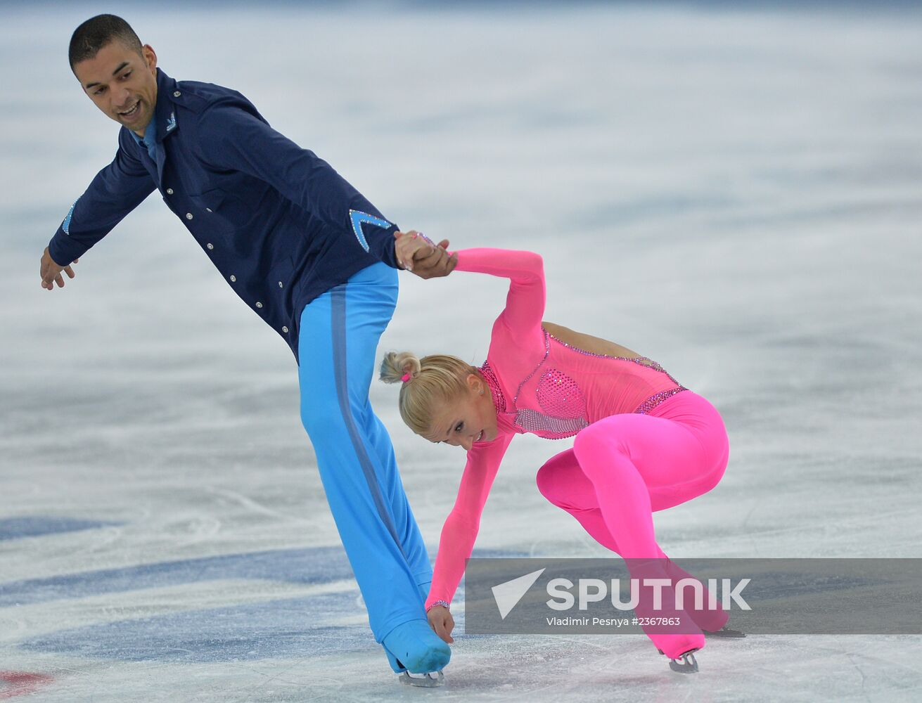 2014 Winter Olympics. Figure skating. Pairs. Short program