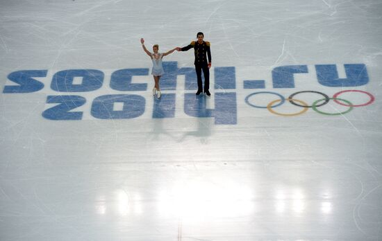 2014 Winter Olympics. Figure skating. Pairs. Short program