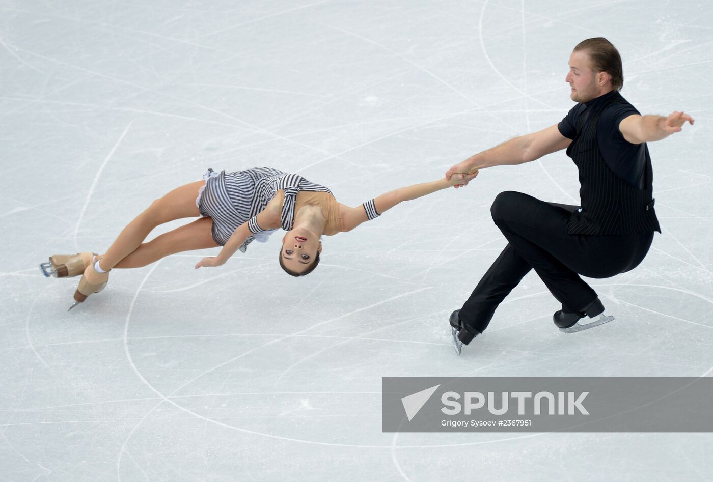 2014 Winter Olympics. Figure skating. Pairs. Short program