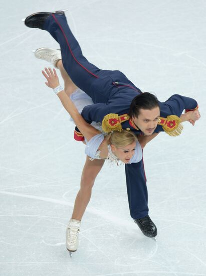 2014 Winter Olympics. Figure skating. Pairs. Short program