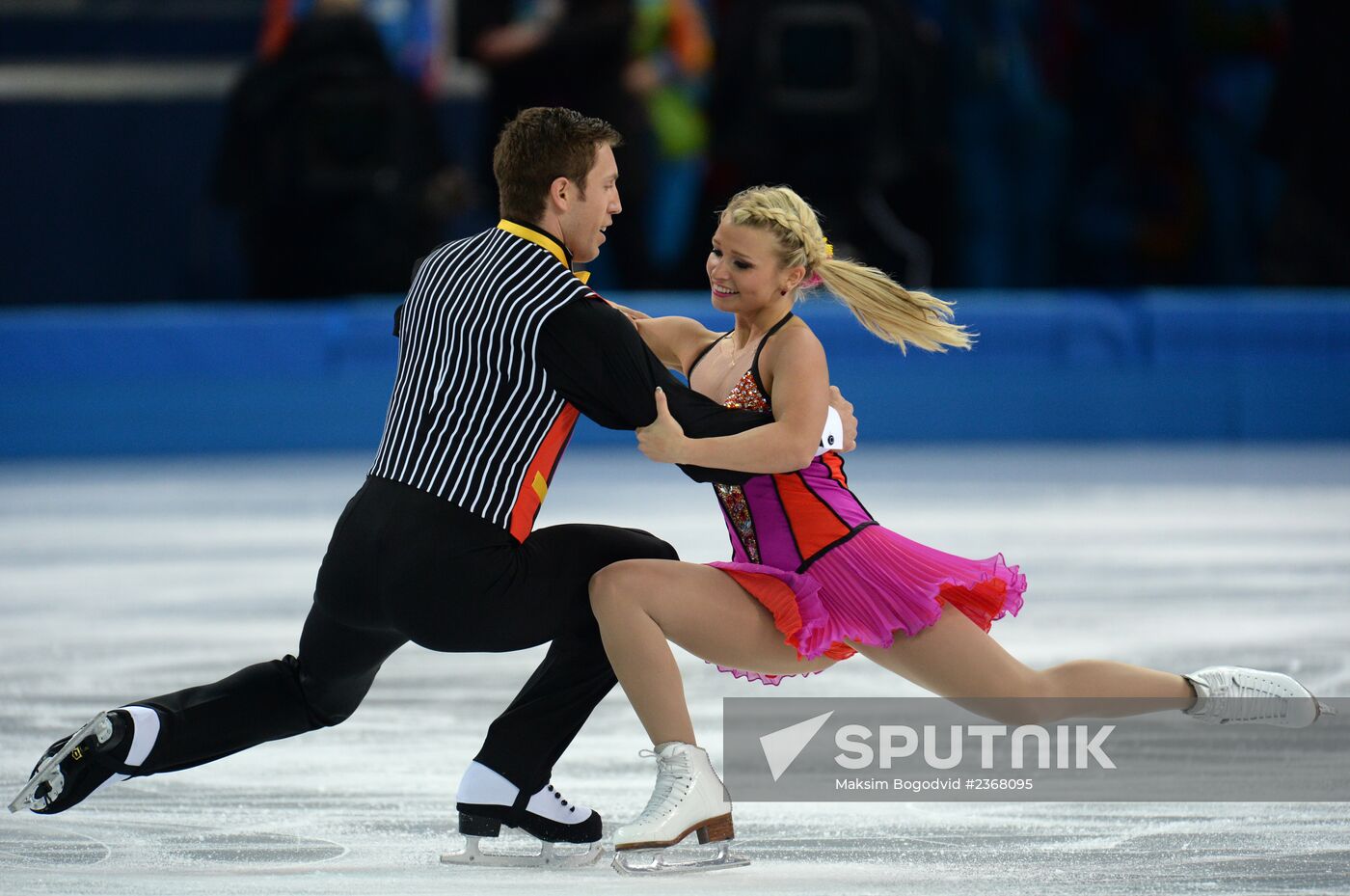 2014 Winter Olympics. Figure skating. Pairs. Short program