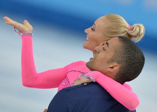 2014 Winter Olympics. Figure skating. Pairs. Short program