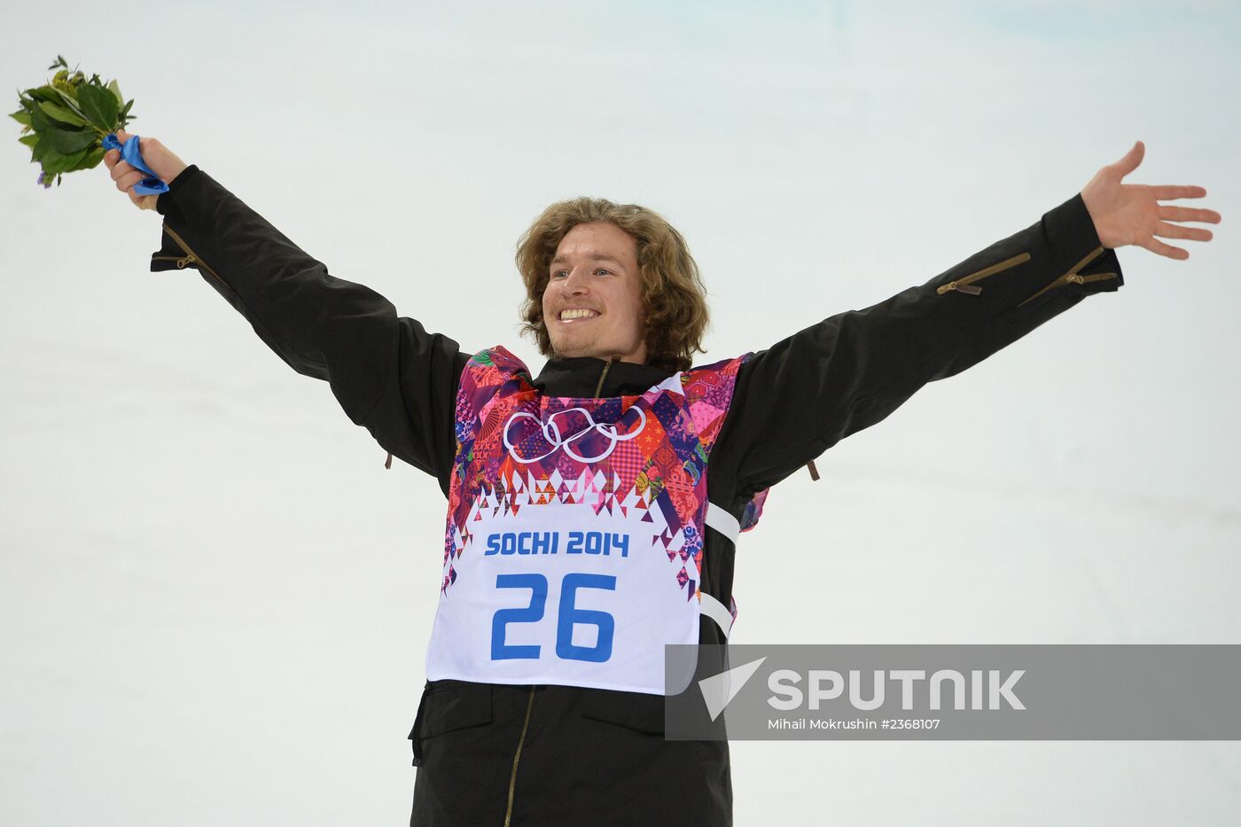 2014 Winter Olympics. Snowboarding. Men. Halfpipe