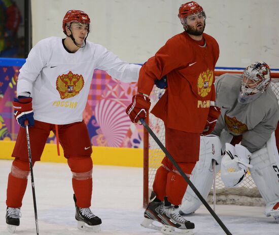 2014 Winter Olympics. Ice hockey. Russian national team' training