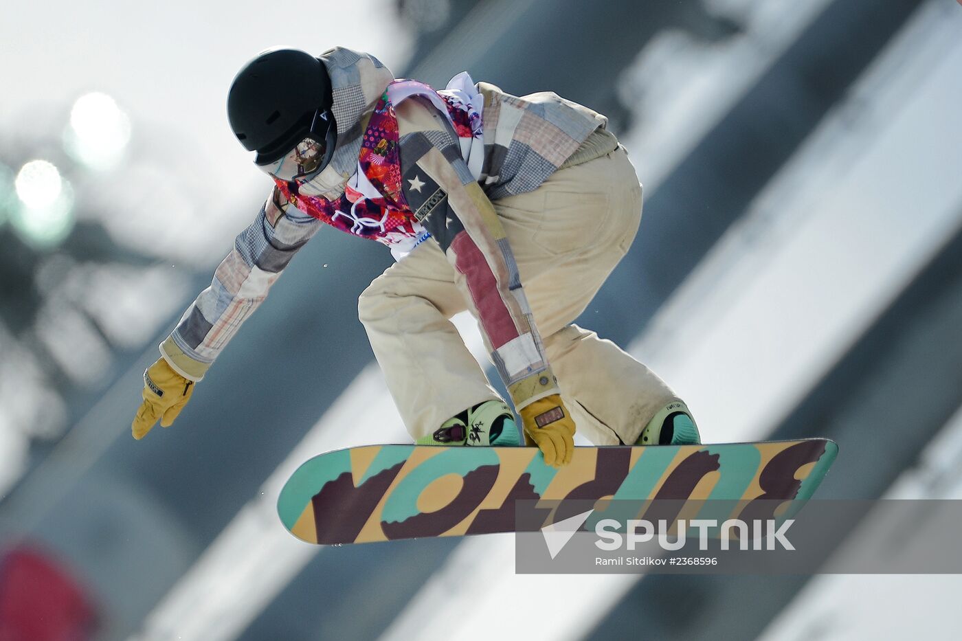 2014 Winter Olympics. Snowboarding. Women. Halfpipe