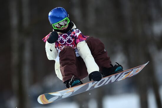2014 Winter Olympics. Snowboarding. Women. Halfpipe