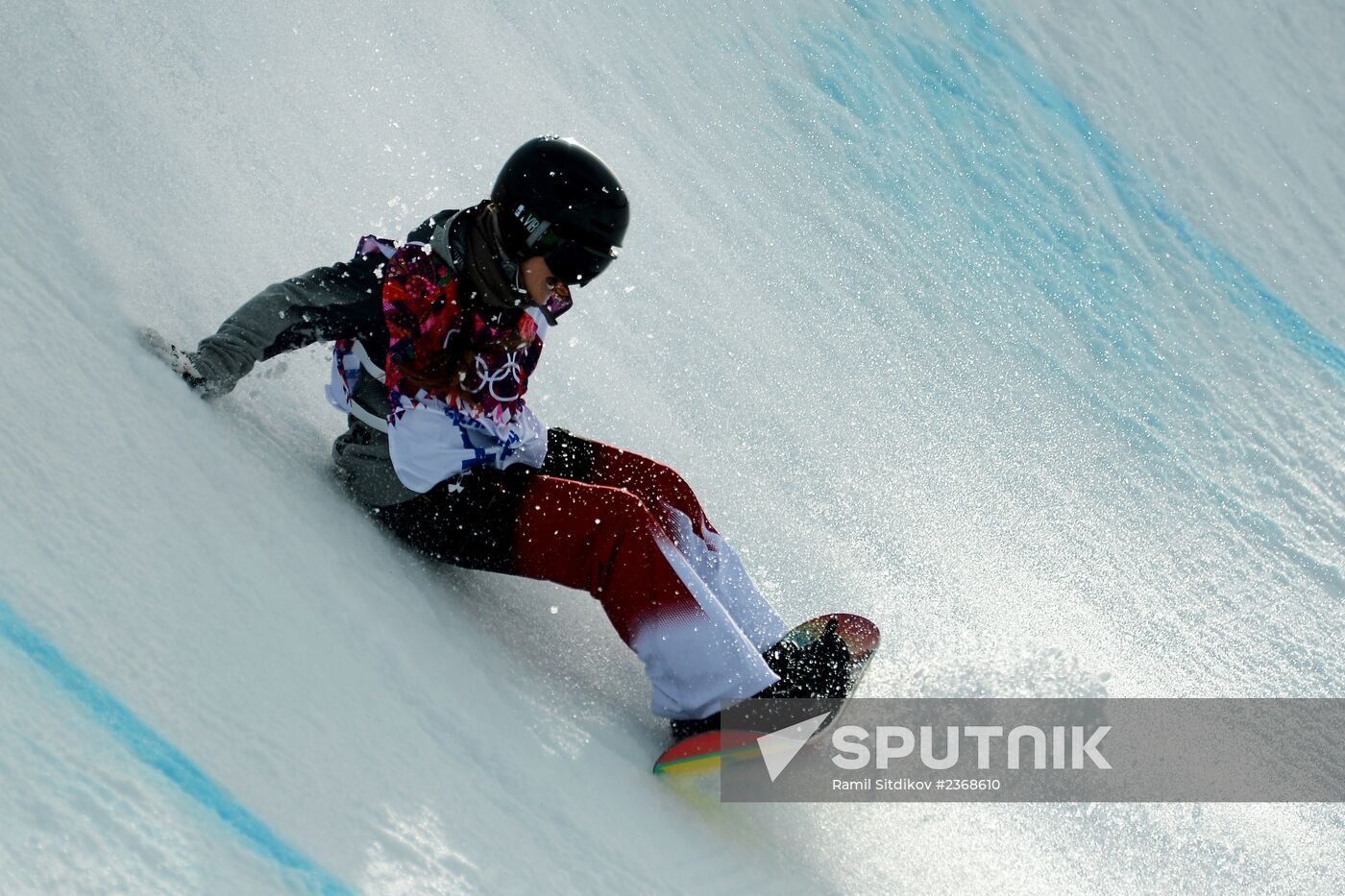 2014 Winter Olympics. Snowboarding. Women. Halfpipe