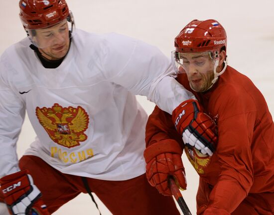 2014 Winter Olympics. Ice hockey. Russian national team' training