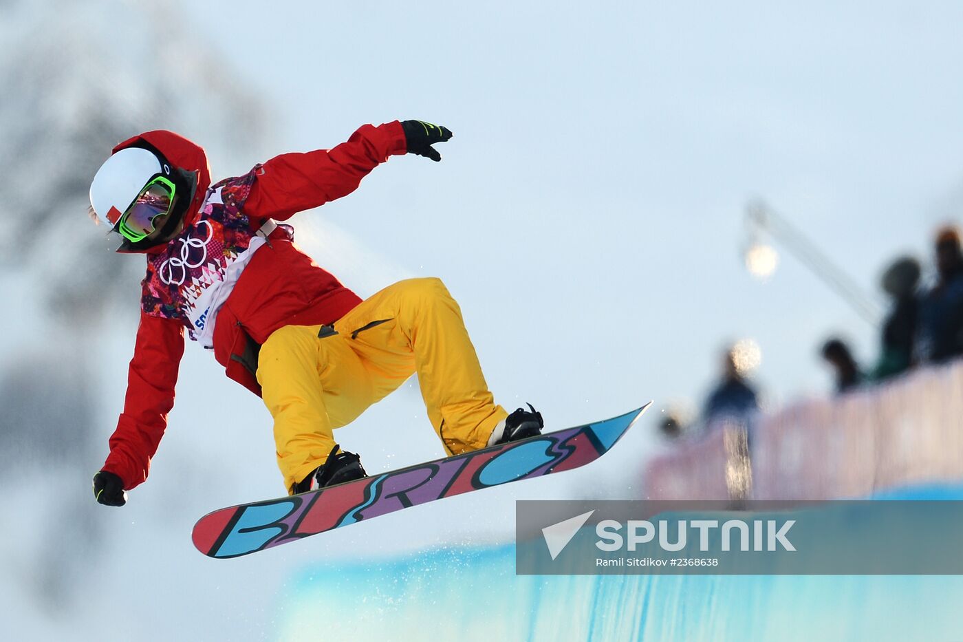 2014 Winter Olympics. Snowboarding. Women. Halfpipe