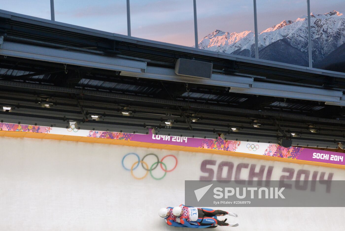 2014 Winter Olympics. Luge. Men’s doubles