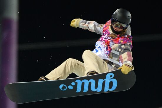 2014 Winter Olympics. Snowboarding. Women. Halfpipe