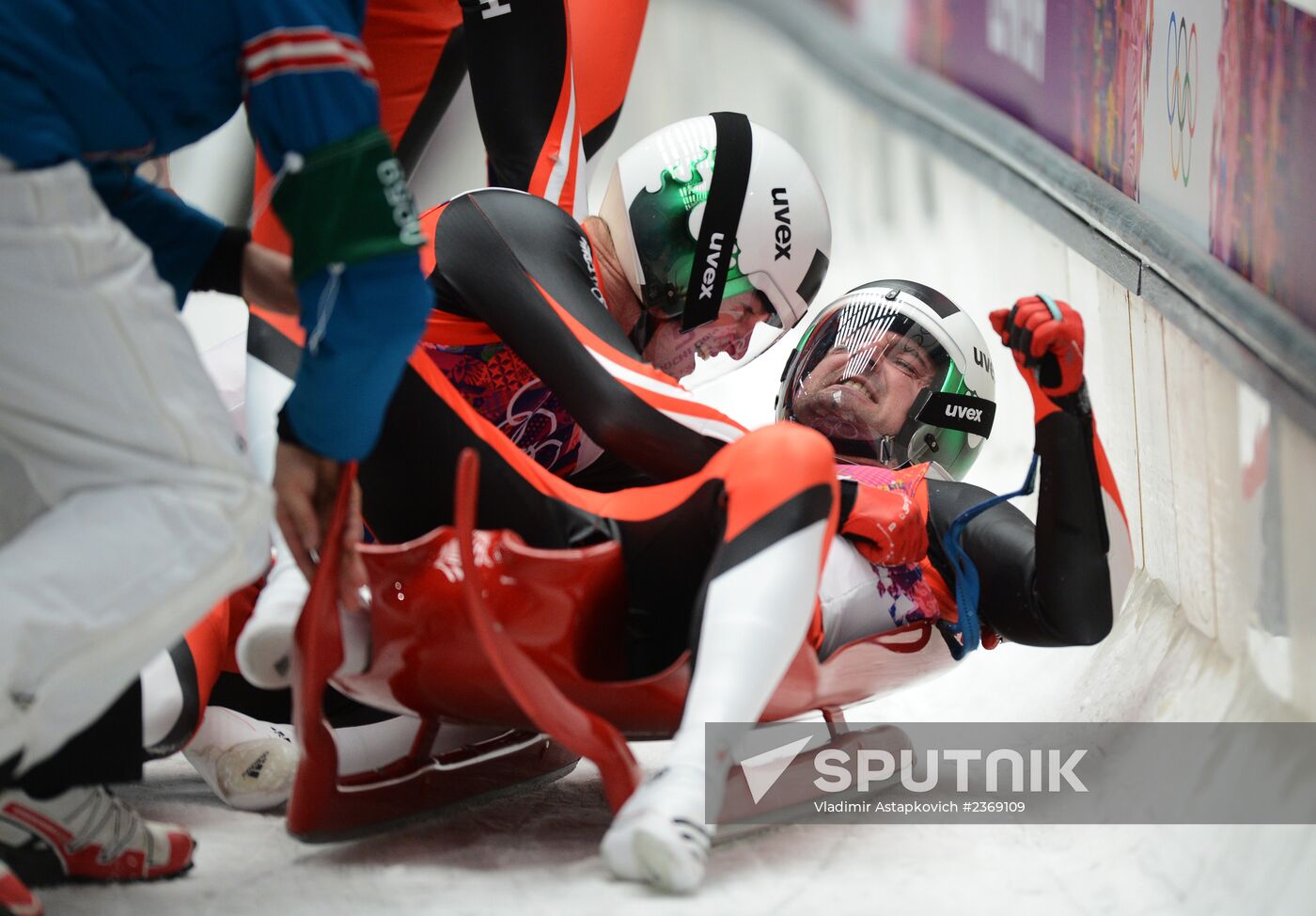 2014 Winter Olympics. Luge. Men’s doubles