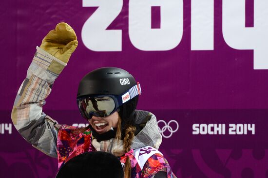 2014 Winter Olympics. Snowboarding. Women. Halfpipe