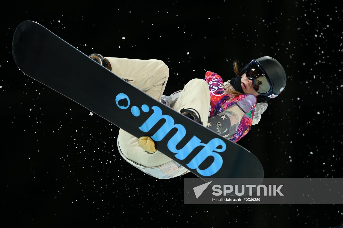 2014 Winter Olympics. Snowboarding. Women. Halfpipe