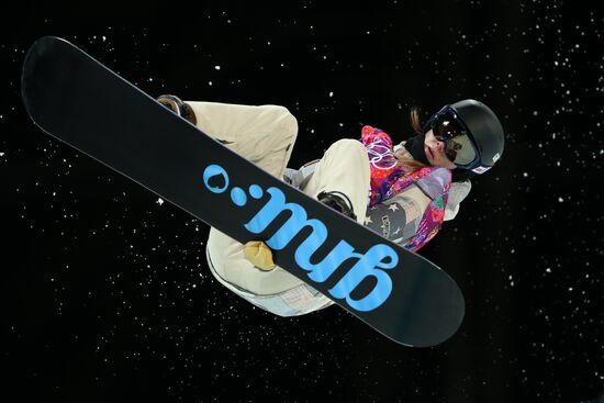 2014 Winter Olympics. Snowboarding. Women. Halfpipe