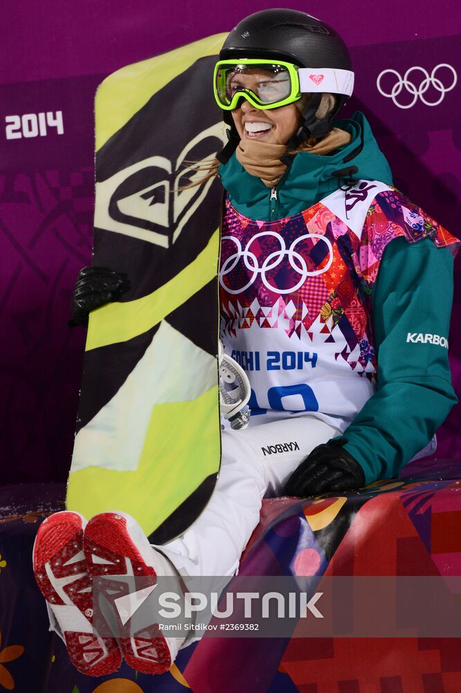 2014 Winter Olympics. Snowboarding. Women. Halfpipe