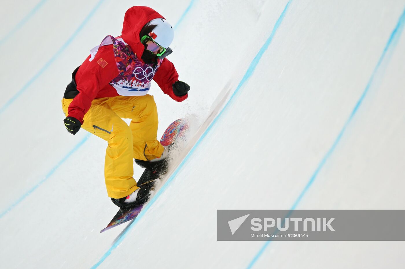 2014 Winter Olympics. Snowboarding. Women. Halfpipe