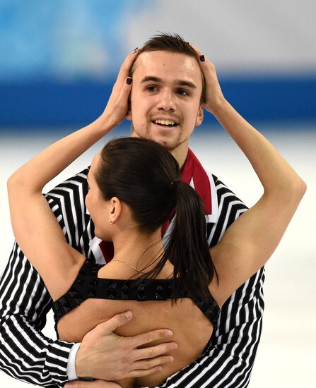 2014 Winter Olympics. Figure skating. Pairs. Free skating