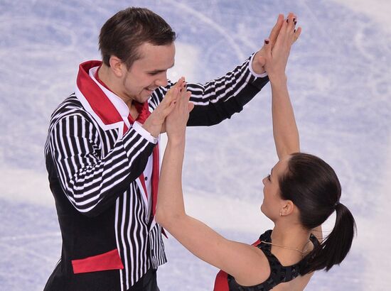 2014 Winter Olympics. Figure skating. Pairs. Free skating